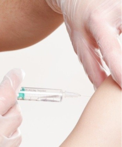 Other view on vaccine post image